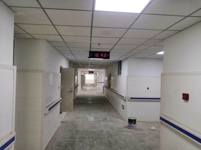 医院走廊扶手工程案例